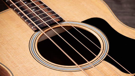 Taylor GS Mini-e Bass gitara elektroakustyczna
