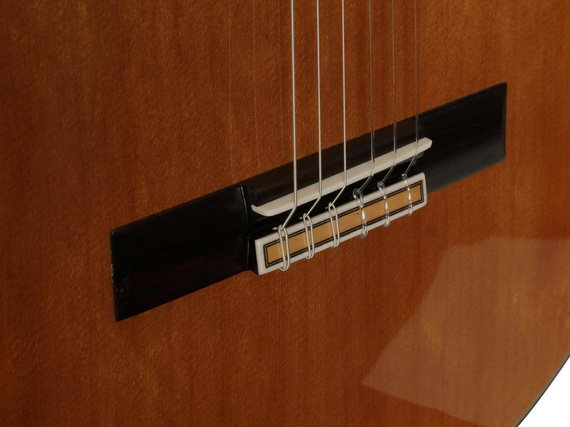 Admira A4 gitara klasyczna